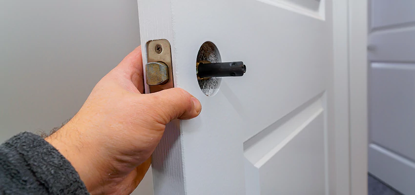 Nighttime Locksmith For Lock Repair in Riverview, FL