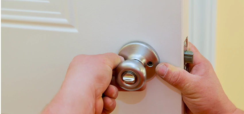 After-hours Locksmith For Lock And Key Installation in Riverview, FL